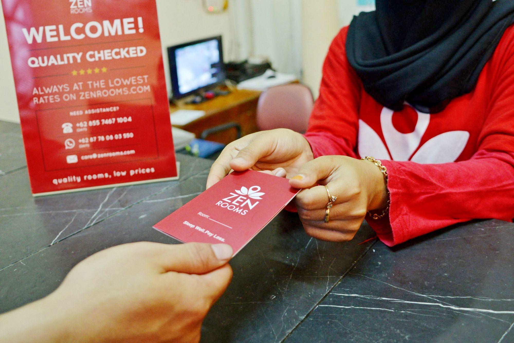 Reddoorz Plus Near Kebayoran Baru Blok S Jacarta Exterior foto